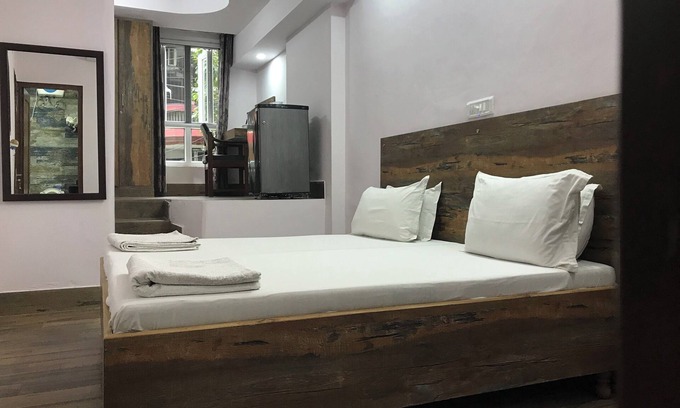 Chittaranjan House | Tatvamasi Homestay