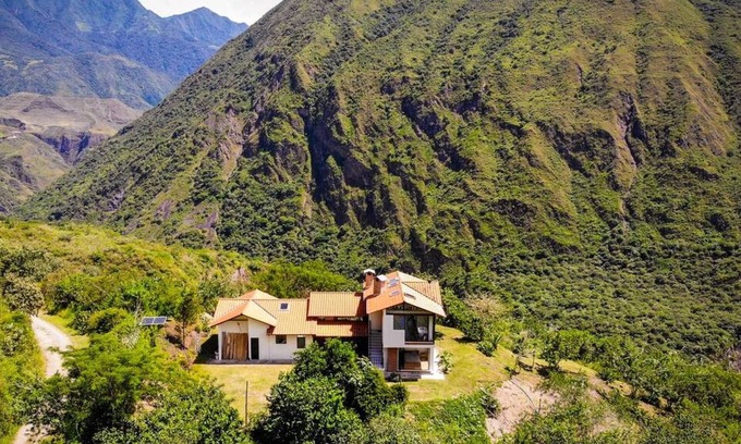 Calacali Bed & Breakfast | TCFR - Stay in a UNESCO Biosphere Reserve - Nature, Comfort, and Adventure!