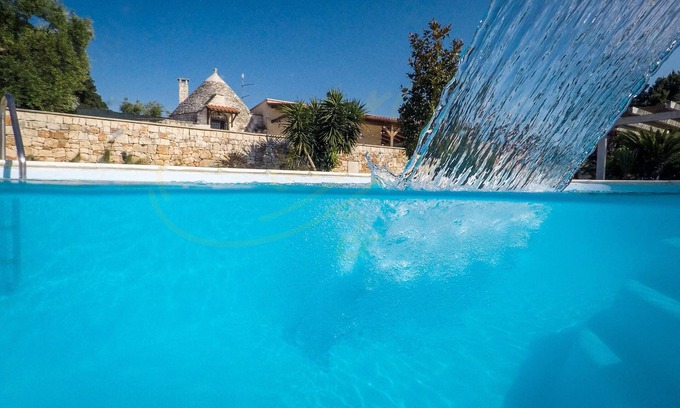 Castellana Grotte House | TD Villa Luna Trulli with Large Pool