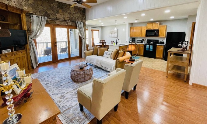 Mountain Air Villa | Tee Time Retreat- Club Access