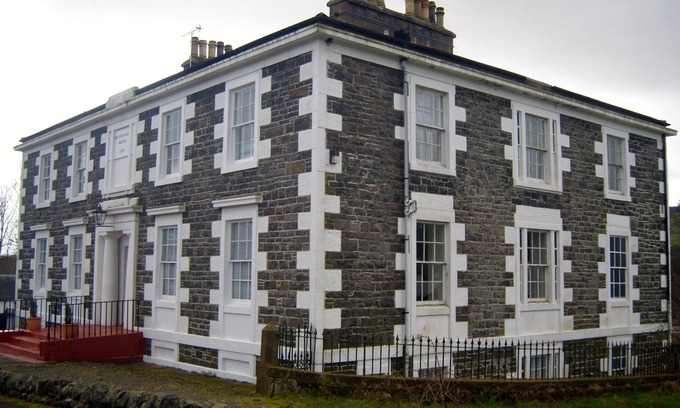 Beattock House | TELFORD MANOR HOUSE - sleeps 30, 13 BEDROOMS, 9 .5 BATHROOMS