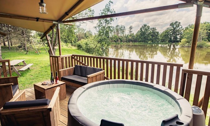 Thiel-sur-Acolin Other | Tente lodge insolite Jacuzzi privatif en pleine nature