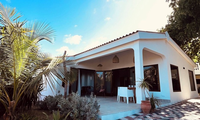 Santa Rosa Apartment | Terra77 - Private pool, Tropical garden, BBQ & Air conditioning, Close to beach & city