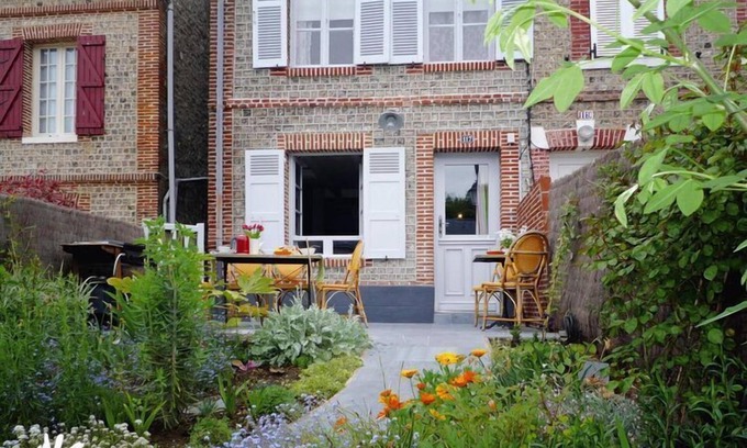 Yport House | Terraced house, Yport, 400m from the sea
