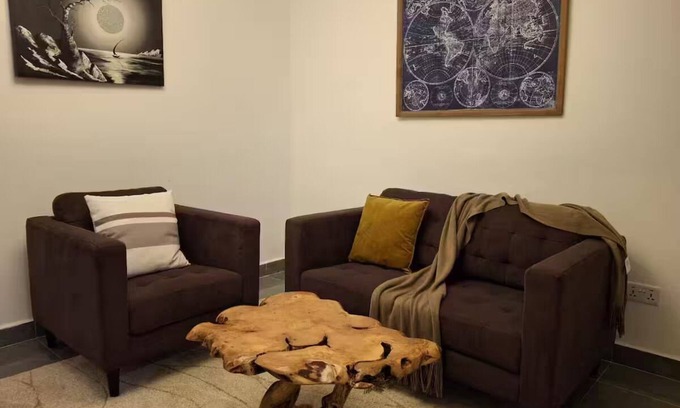 Lavington Apartment | Terrific apartment with AC in vibrant Nairobi