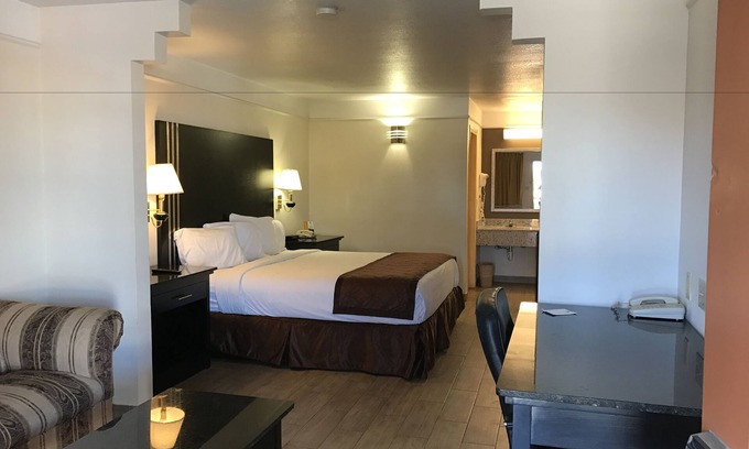 Pharr Hotel | Texas Inn & Suites