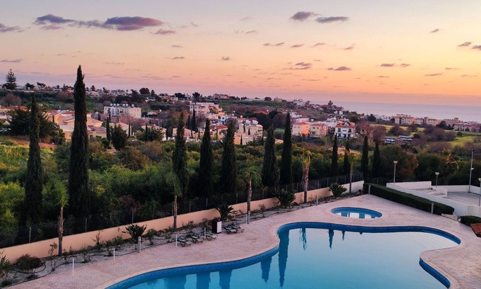 Chlorakas Apartment | Thalassa Pool & Seaview Apartment