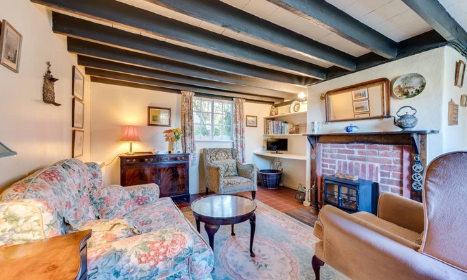 Shoreham-by-Sea Cottage | Thatch Cottage