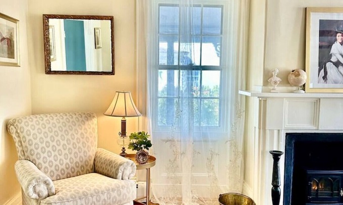 Groton House | The 1828 Carriage House. 5 King & 4 Twin beds.