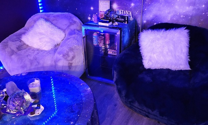 Niles Bed & Breakfast | The 3R - Rest, Relaxation & Rejuvenation in over 15,000 sq ft can sleep up tp 45