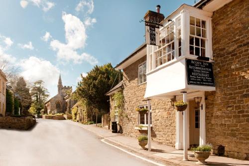 Evershot Hotel | The Acorn Inn