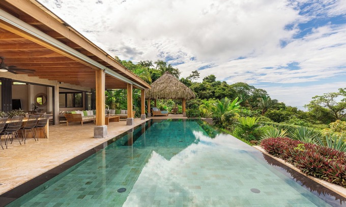 Santa Teresa Villa | THE AMAZING VILLA PAULINA - LUXURIOUS 4BDRM OCEAN VIEW VILLA