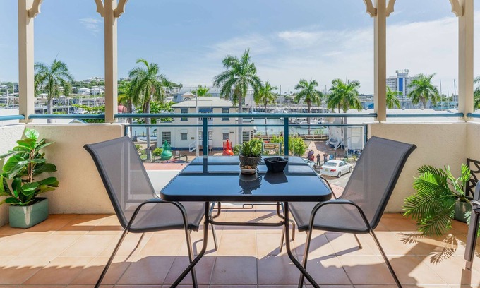 South Townsville Apartment | The Anchorage Escape Apartment