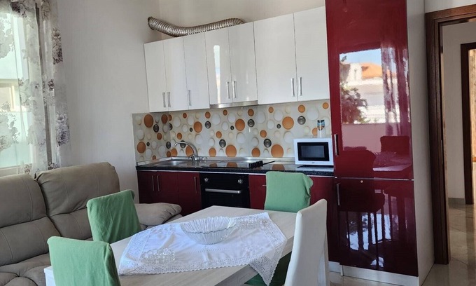 Durres Apartment | The apartment is located 450 meters from the beach in Durres,