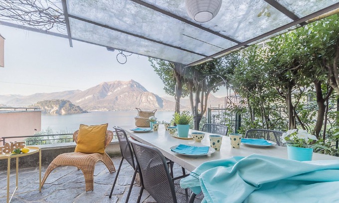 Fiumelatte Apartment | The Apple House