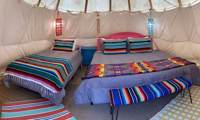 Wills Point Cabin | The Arrowhead Tipi Resort - Big Lakes - Nomadic Tipis on Lake Tawakoni