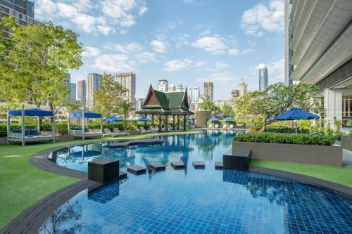 Ploenchit Hotel | The Athenee Hotel, a Luxury Collection Hotel, Bangkok