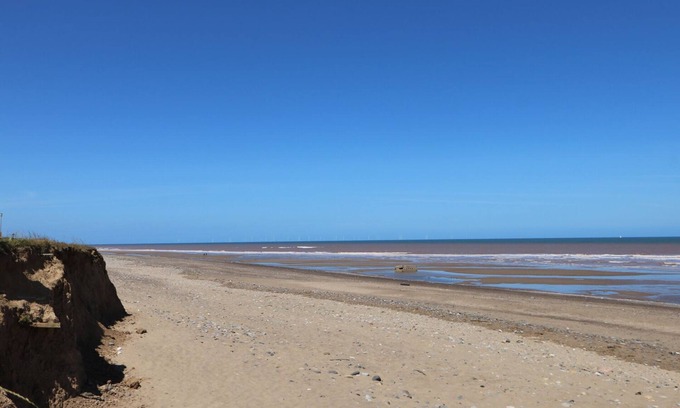 Easington Cottage | THE BARN, pet friendly, country holiday cottage in Easington