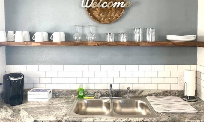 Amarillo House | The Barnyard *Perfectly Located off I-40*