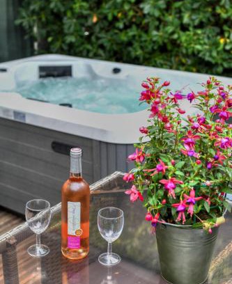 Saint-Laurent-du-Var Apartment | The Beach Dream