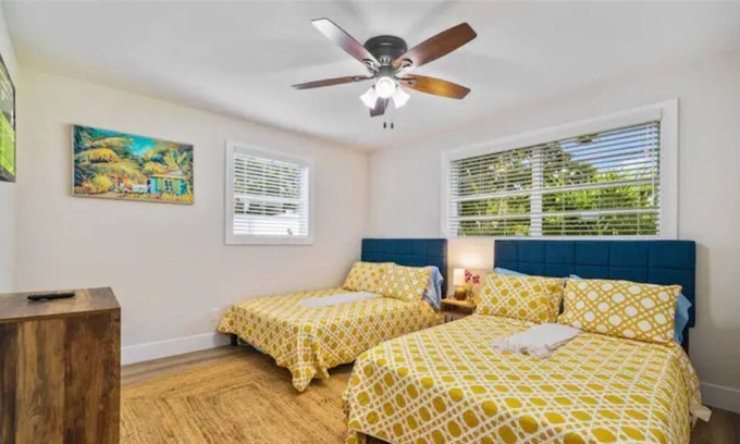 Vero Beach House | The Beach Retreat, Chic 3Bdrm Home, Jacuzzi Hottub