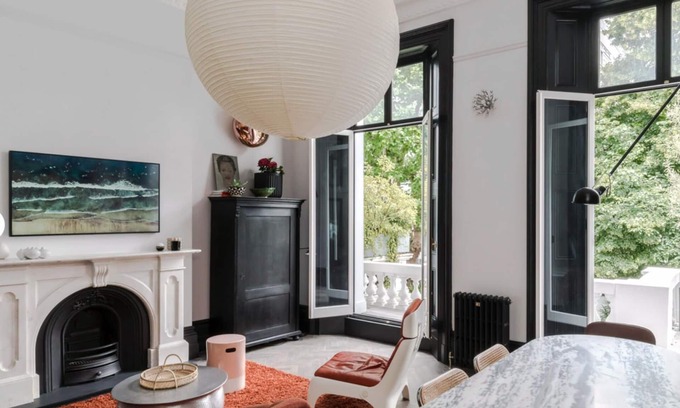Pembridge Apartment | The Bengal Tiger – 2 Bedrooms with Garden in Notting Hill