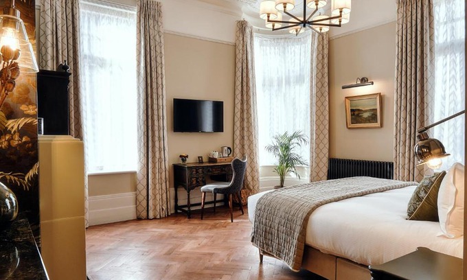 Kilburn Hotel | The Black Lion Pub & Boutique Guesthouse