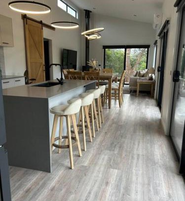 The Honeysuckles House | The Bloom