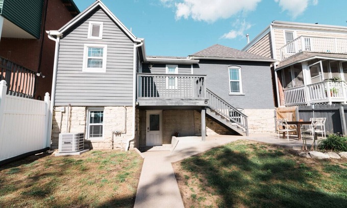 Jefferson City House | The Blue Bird Bungalow on West Main