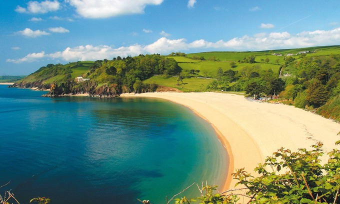 Dartmouth Cottage | The Borrowers