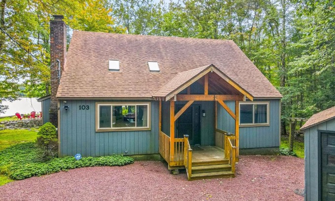 Pocono Summit House | The Cabin
