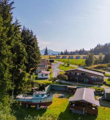 Alert Bay Cabin | The Cabins at Alert Bay