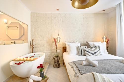 Latin Apartment | The Charming Luxembourg Garden