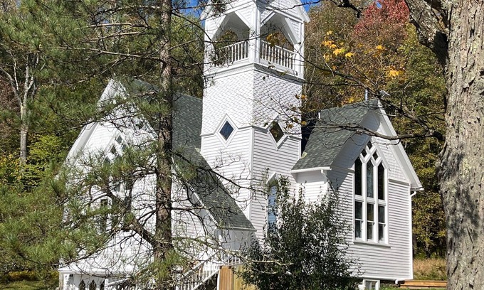 Long Eddy House | The Church