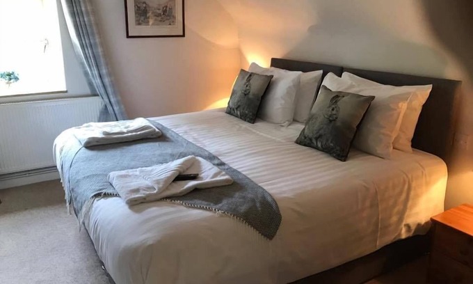 South Luffenham Hotel | The Coach House Inn