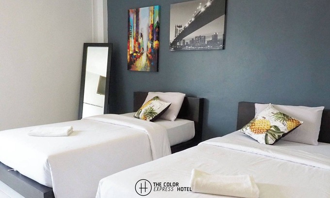 Nakhon Si Thammarat Hotel | The Color Express Hotel