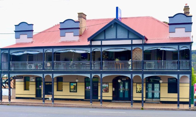 Wallerawang Hotel | The Commercial Hotel Wallerawang