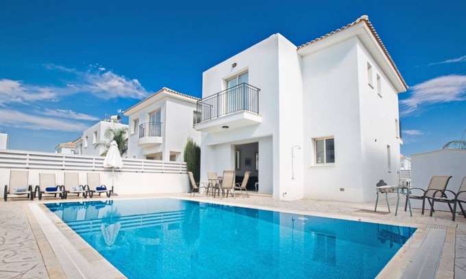 Pernera Villa | The Complete Guide to Renting Your Exclusive Holiday Villa in Protaras with Private Pool and Close to the Beach