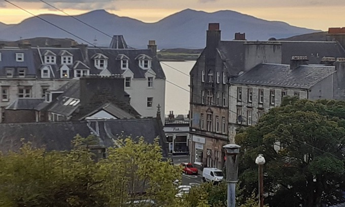 Oban Apartment | The Coorie Inviting 1-bed Apartment in Oban
