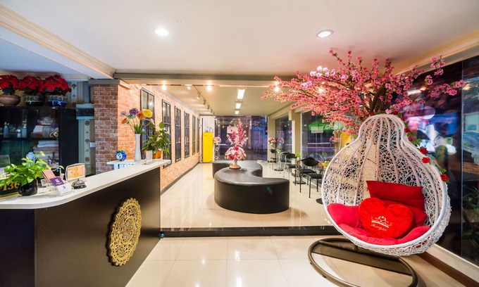 Samsen Nok Hotel | The Corner Ratchada