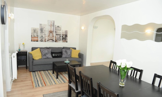 Bondy House | The cosy city house