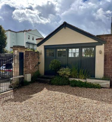 Clifton House | The Cottage