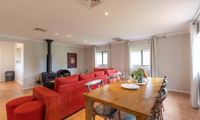 Pokolbin Cottage | The Cottage @ Hunter Gleann - Much more than a standard cottage!