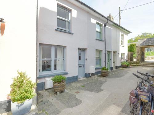 Chagford House | The Cottage on The Square