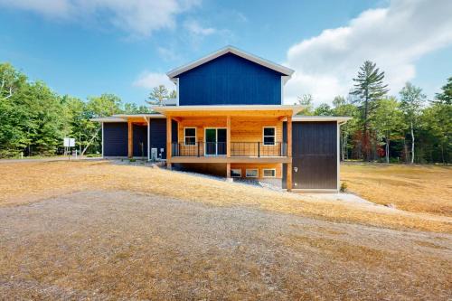 Eagle River House | The Crossing at Lake Forest- 39 & 40