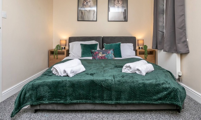 Chorley House | The Durham Place - Exceptionally spacious five bedroom house in Buckshaw Village