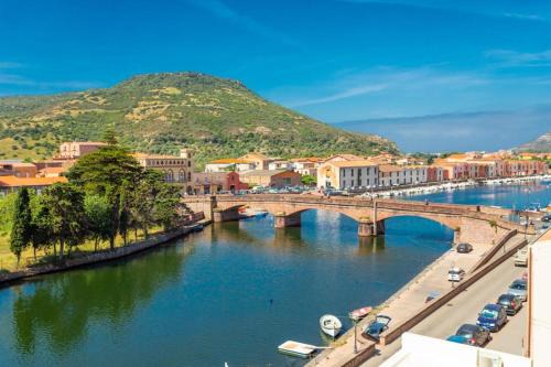 Bosa Historic Centre Apartment | The enchanting sunset