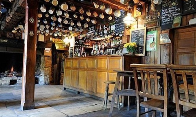 Great Tew Hotel | The Falkland Arms