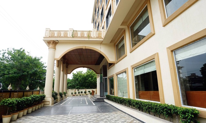 Sarnath Hotel | The Fern Residency Sarnath