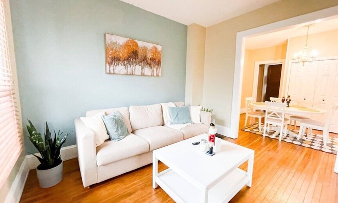 Lakewood Apartment | The Firepit Townhouse in Lakewood